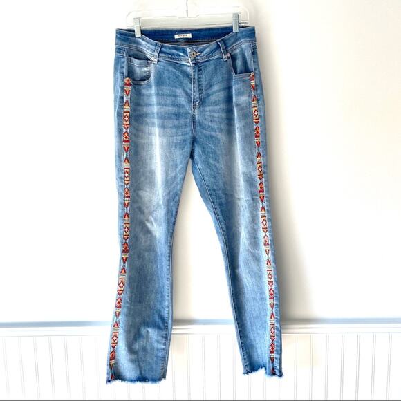 Luxe Moda Side Bling Denim Stretch Jeans 16 - Picture 2 of 9